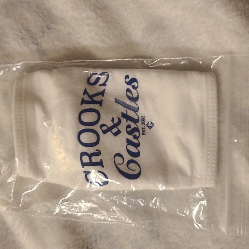 New Unopened Crooks and Castles mask